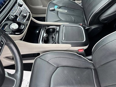 2022 Chrysler Pacifica Hybrid Limited