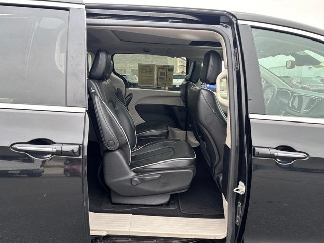 2022 Chrysler Pacifica Hybrid Limited