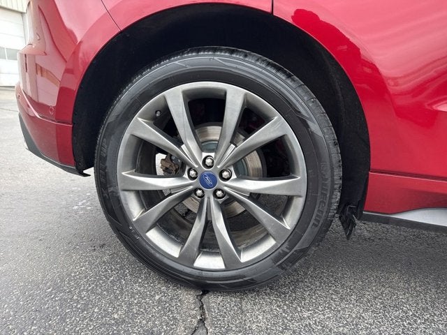 2016 Ford Edge Sport