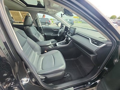 2022 Toyota RAV4 XLE Premium
