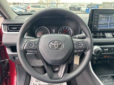 2020 Toyota RAV4 LE
