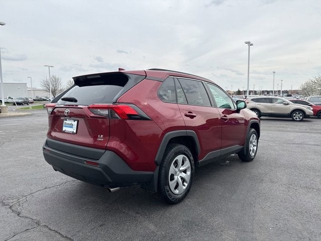 2020 Toyota RAV4 LE