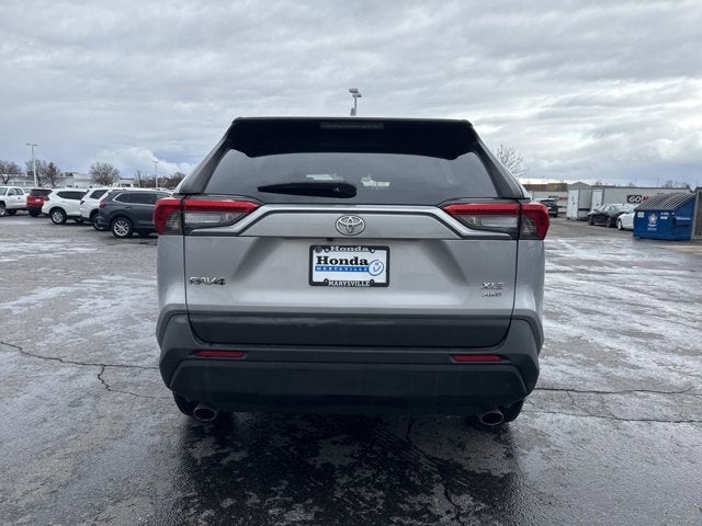 2020 Toyota RAV4 XLE