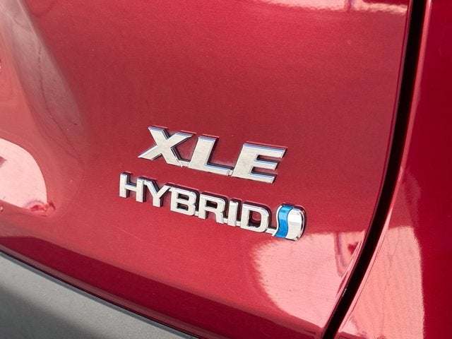 2020 Toyota RAV4 Hybrid XLE
