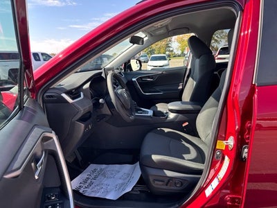 2020 Toyota RAV4 Hybrid XLE