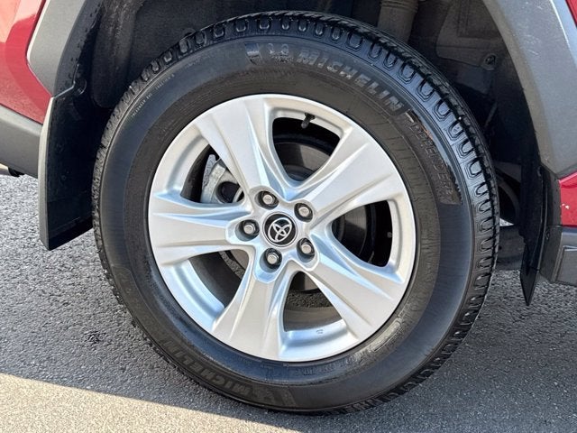 2020 Toyota RAV4 Hybrid XLE