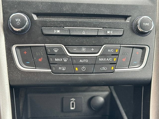 2018 Ford Fusion Hybrid SE