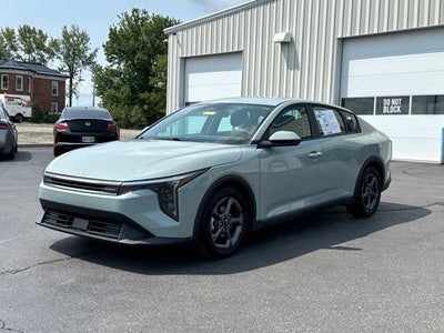 2025 Kia K4 LXS