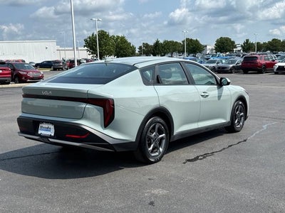 2025 Kia K4 LXS