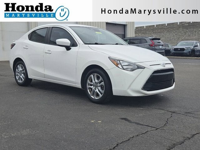 2017 Toyota Yaris iA Base