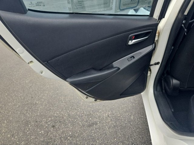 2017 Toyota Yaris iA Base