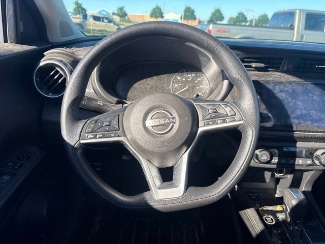 2022 Nissan Kicks SV