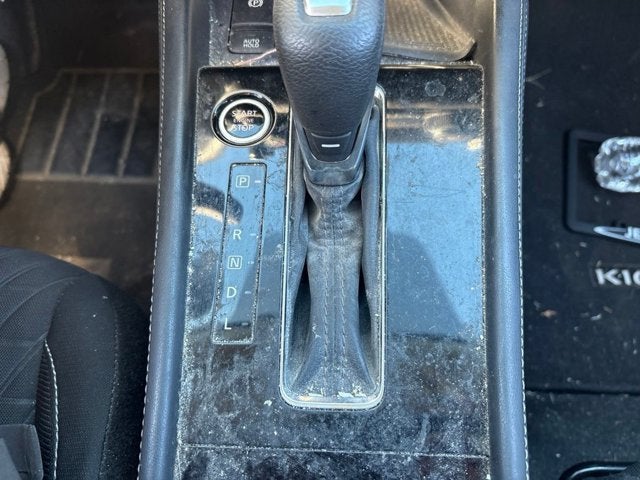2022 Nissan Kicks SV