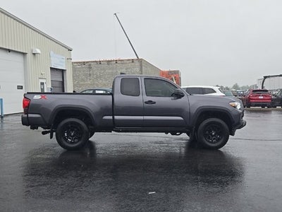 2022 Toyota Tacoma SR
