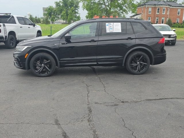 2023 Volkswagen Tiguan 2.0T SE R-Line Black