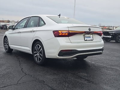 2025 Volkswagen Jetta 1.5T SE