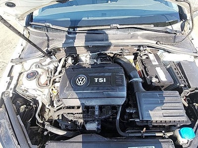 2018 Volkswagen Golf TSI SE 4-Door
