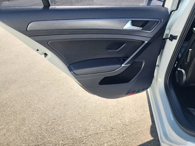 2018 Volkswagen Golf TSI SE 4-Door