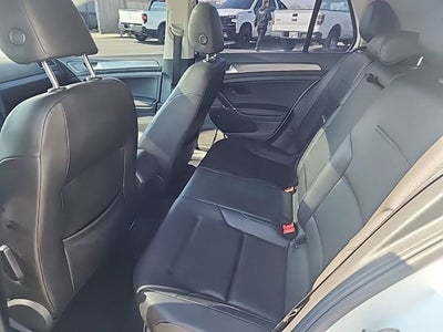 2018 Volkswagen Golf TSI SE 4-Door