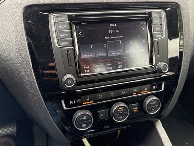 2017 Volkswagen Jetta 1.8T SEL