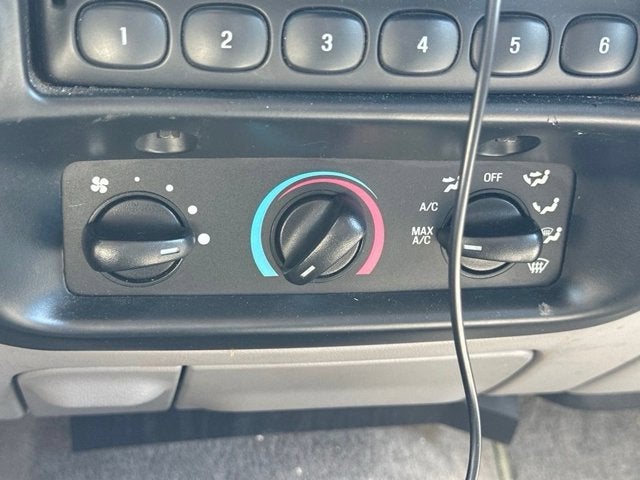 1997 Mazda Mazda B2300 SE