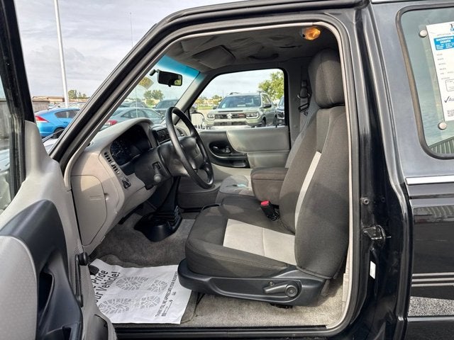 1997 Mazda Mazda B2300 SE