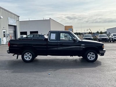 1997 Mazda Mazda B2300 SE