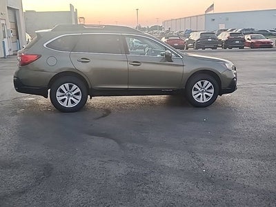 2018 Subaru Outback 2.5i Premium