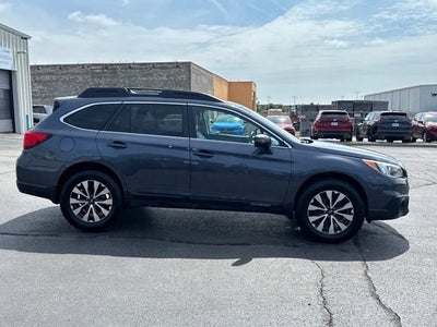 2017 Subaru Outback 2.5i
