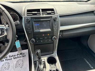 2017 Toyota Camry SE