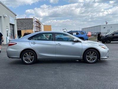 2017 Toyota Camry SE
