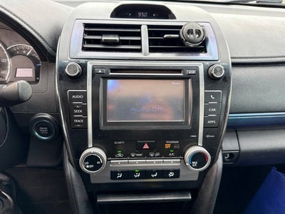2014 Toyota Camry SE