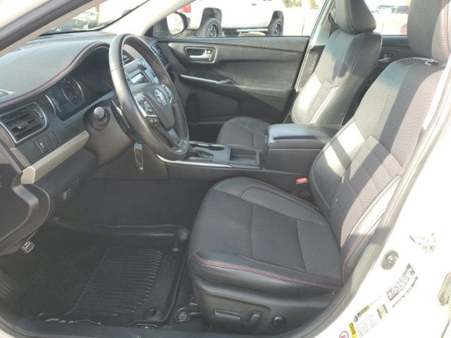 2017 Toyota Camry SE