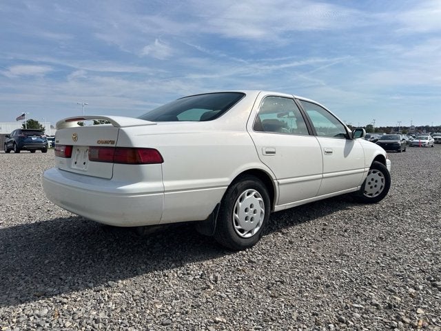 1999 Toyota Camry LE