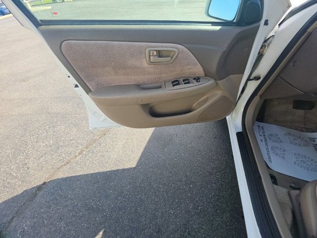 1999 Toyota Camry LE