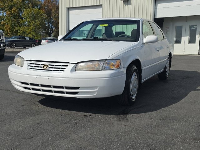 1999 Toyota Camry LE
