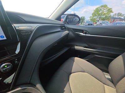 2022 Toyota Camry LE
