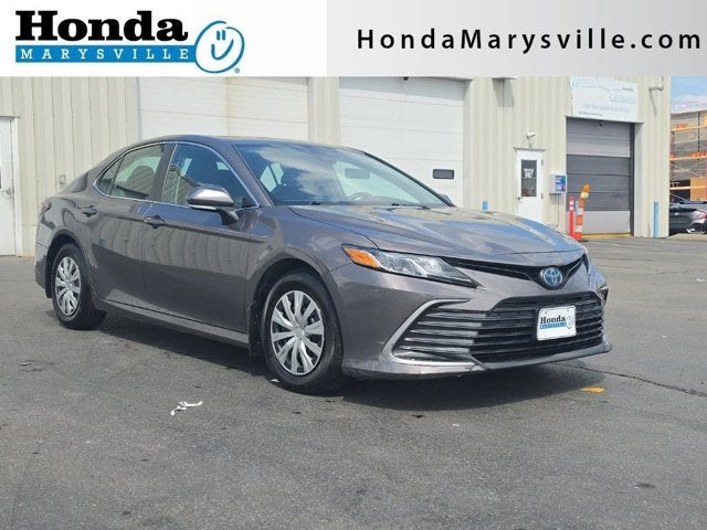 2022 Toyota Camry Hybrid LE