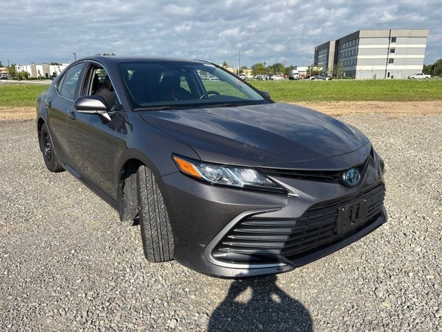 2022 Toyota Camry Hybrid LE