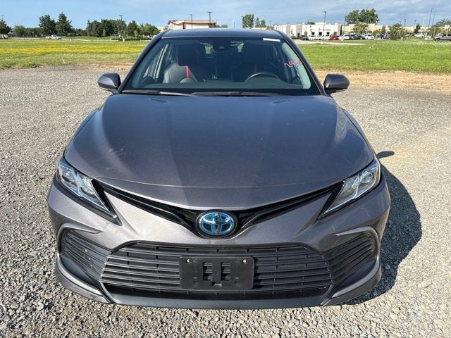 2022 Toyota Camry Hybrid LE