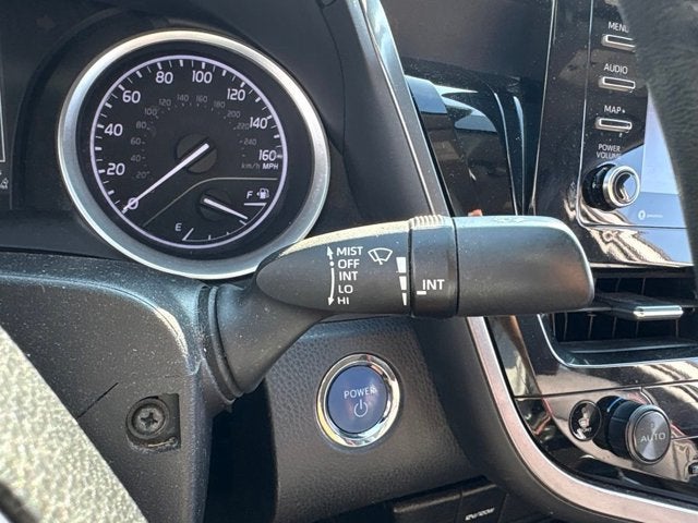 2022 Toyota Camry Hybrid LE