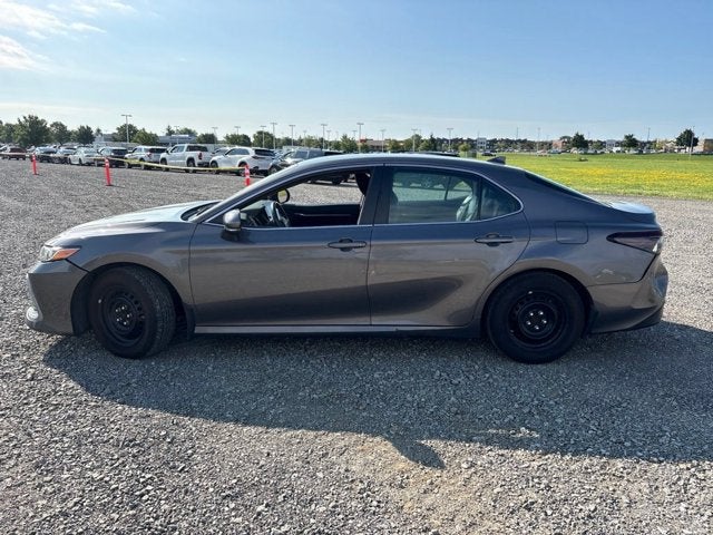 2022 Toyota Camry Hybrid LE