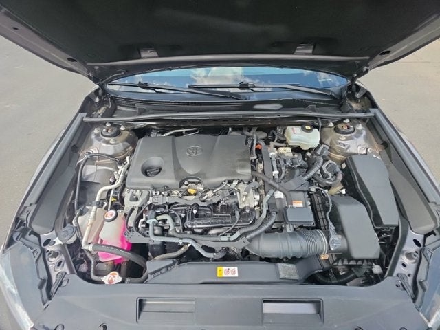2022 Toyota Camry Hybrid LE