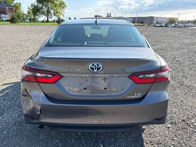 2022 Toyota Camry Hybrid LE