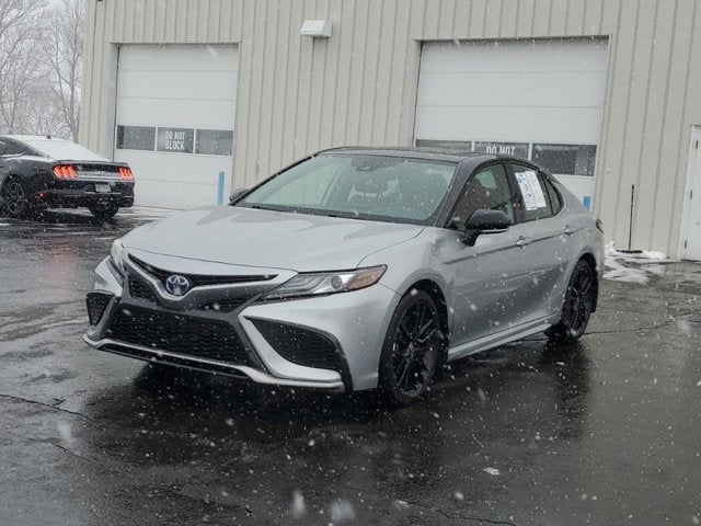 2024 Toyota Camry Hybrid XSE