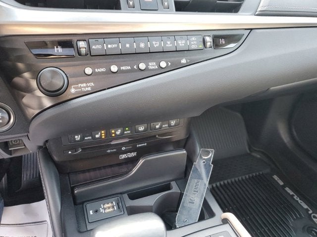 2019 Lexus ES 350 Luxury