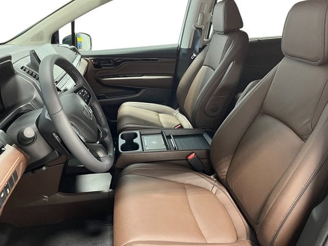 2026 Honda Odyssey Touring Auto