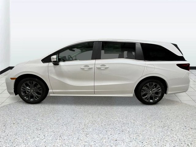 2026 Honda Odyssey Touring Auto