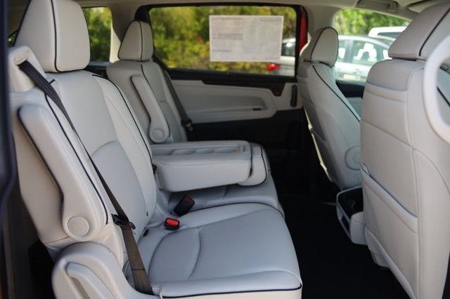 2026 Honda Odyssey Touring Auto