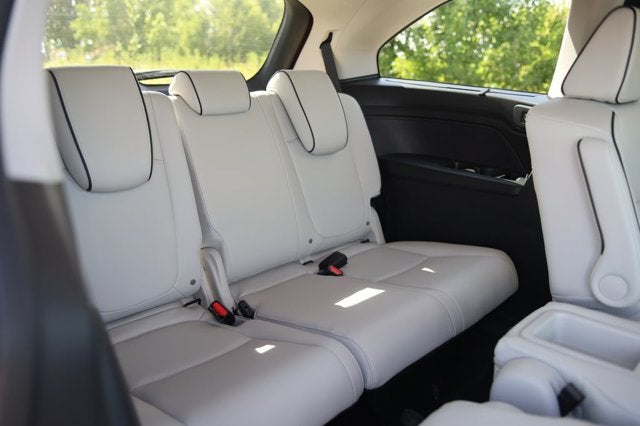 2026 Honda Odyssey Touring Auto